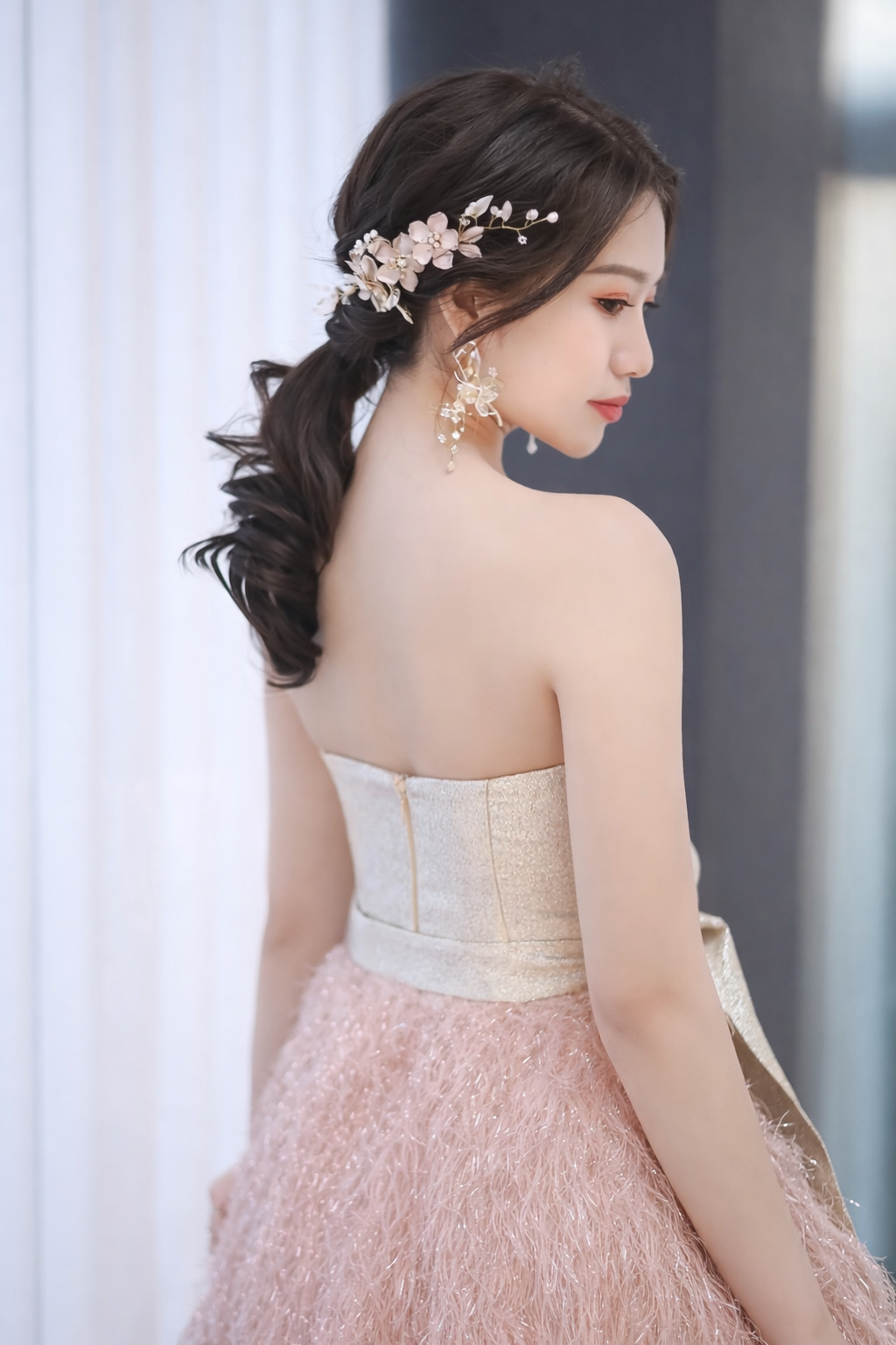 Champagne Blush Reverie